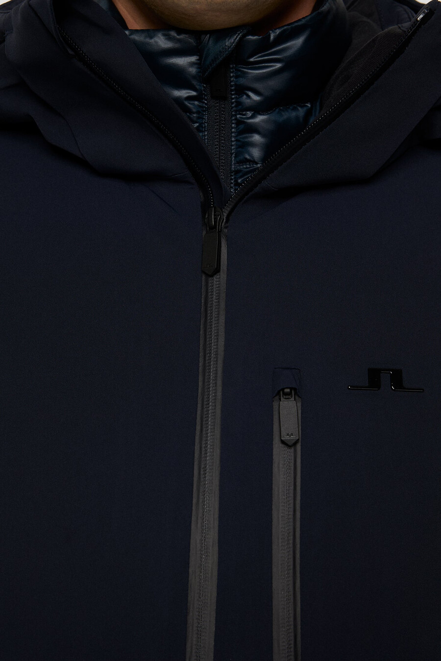 veste omnia