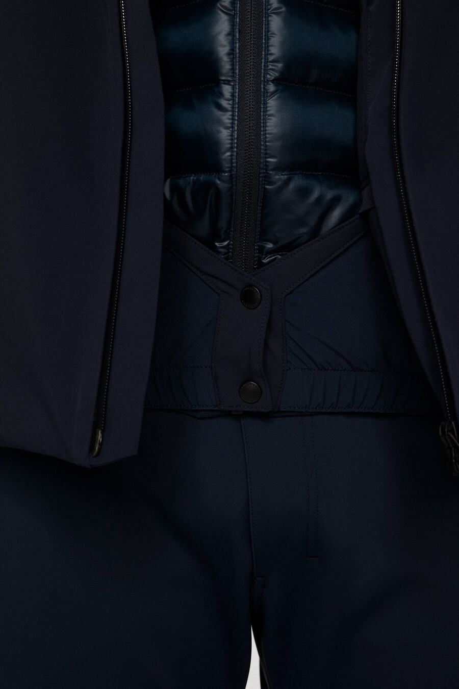 veste omnia