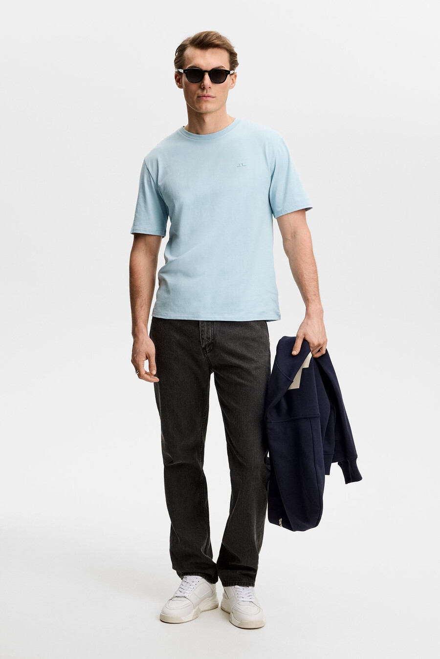 t-shirt alpha