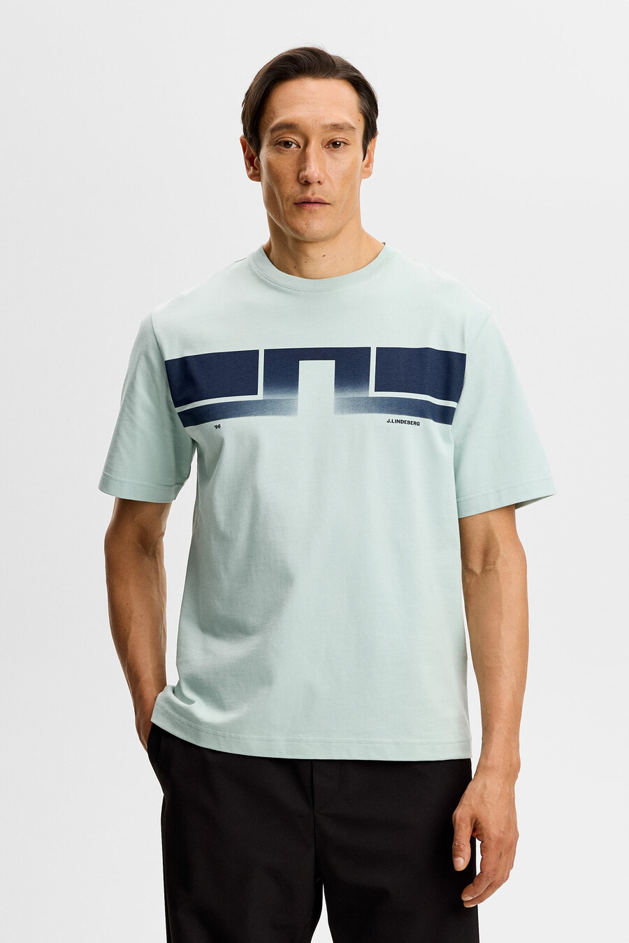 t-shirt avec logo parcie