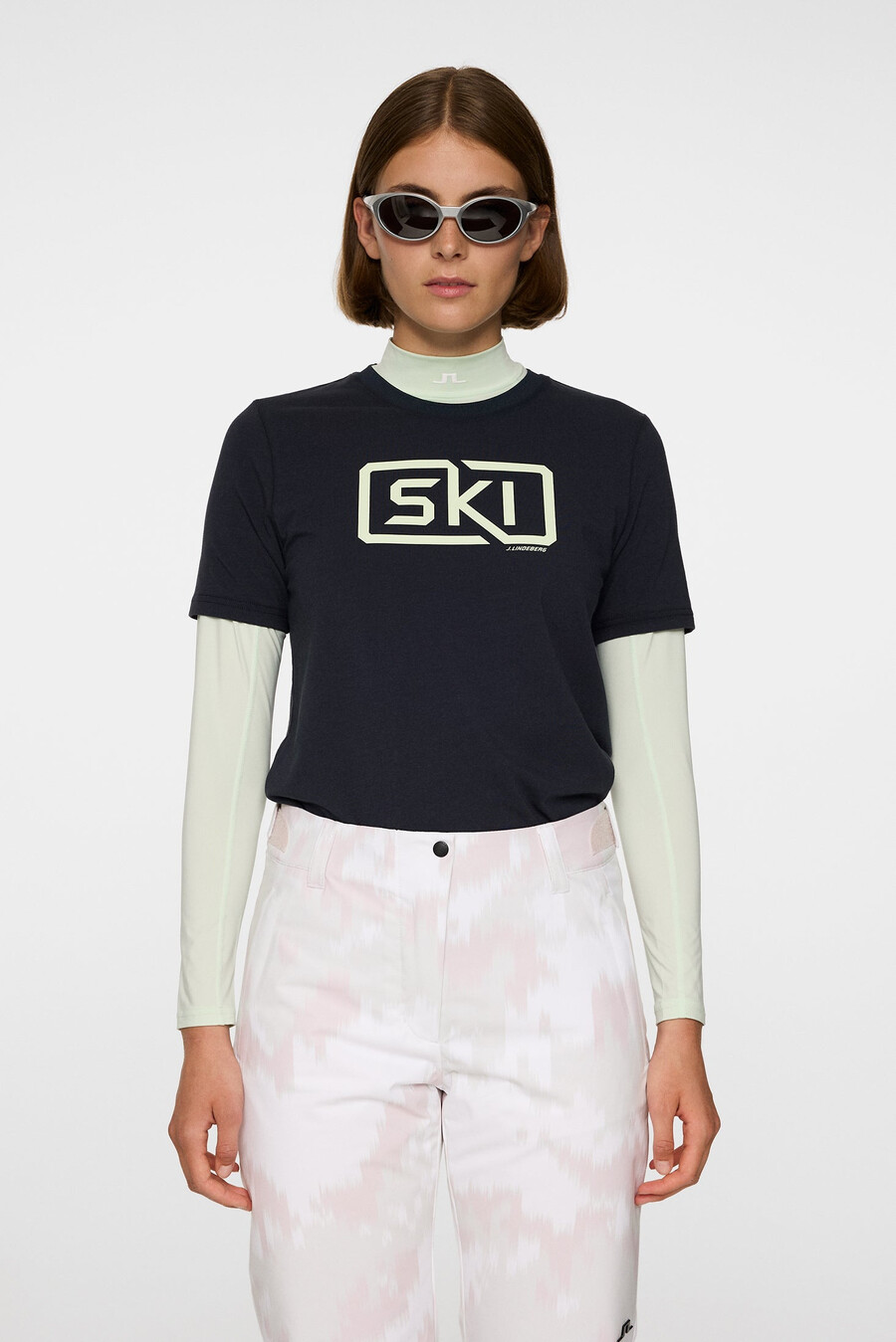 t-shirt malia
