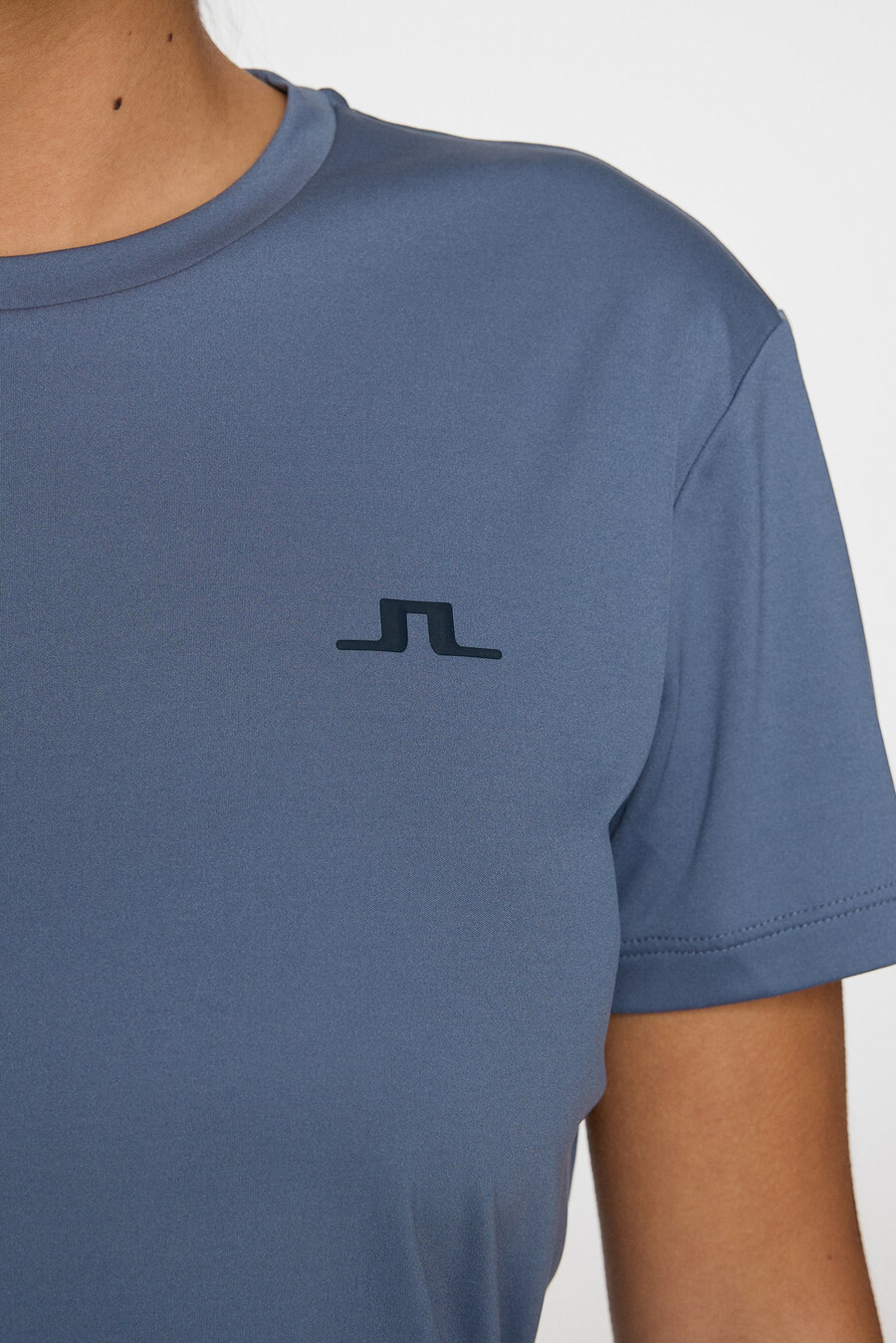 t-shirt ada